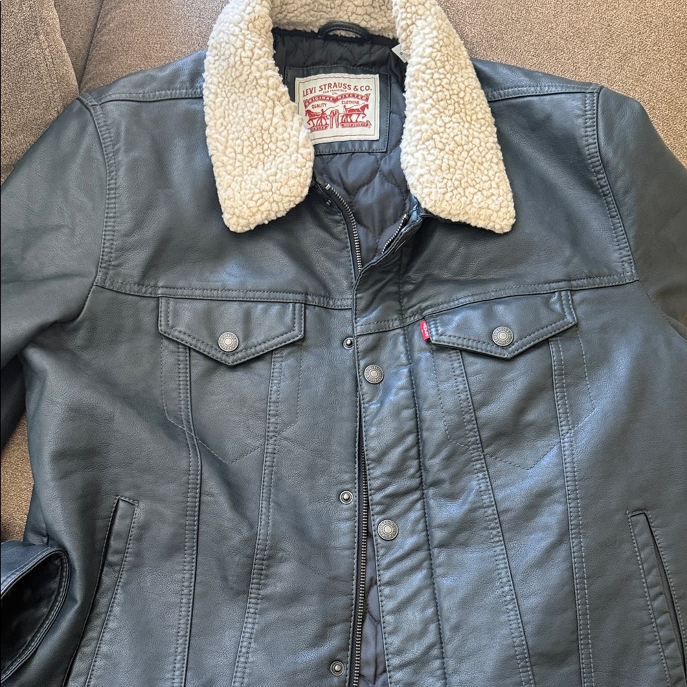 Levi's Black Leather Trucker Jacket with Cream Sherpa Collar